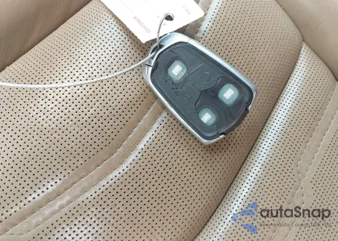 2017 Cadillac Xt5 Platinum z USA, uszkodzony, nr VIN 1GYKNFRS9HZ125677